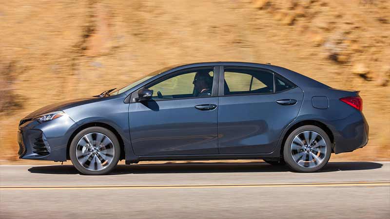 2018 Toyota Corolla XLE - Exquisite Auto Lease