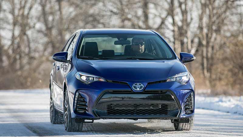 2018 Toyota Corolla XLE - Exquisite Auto Lease